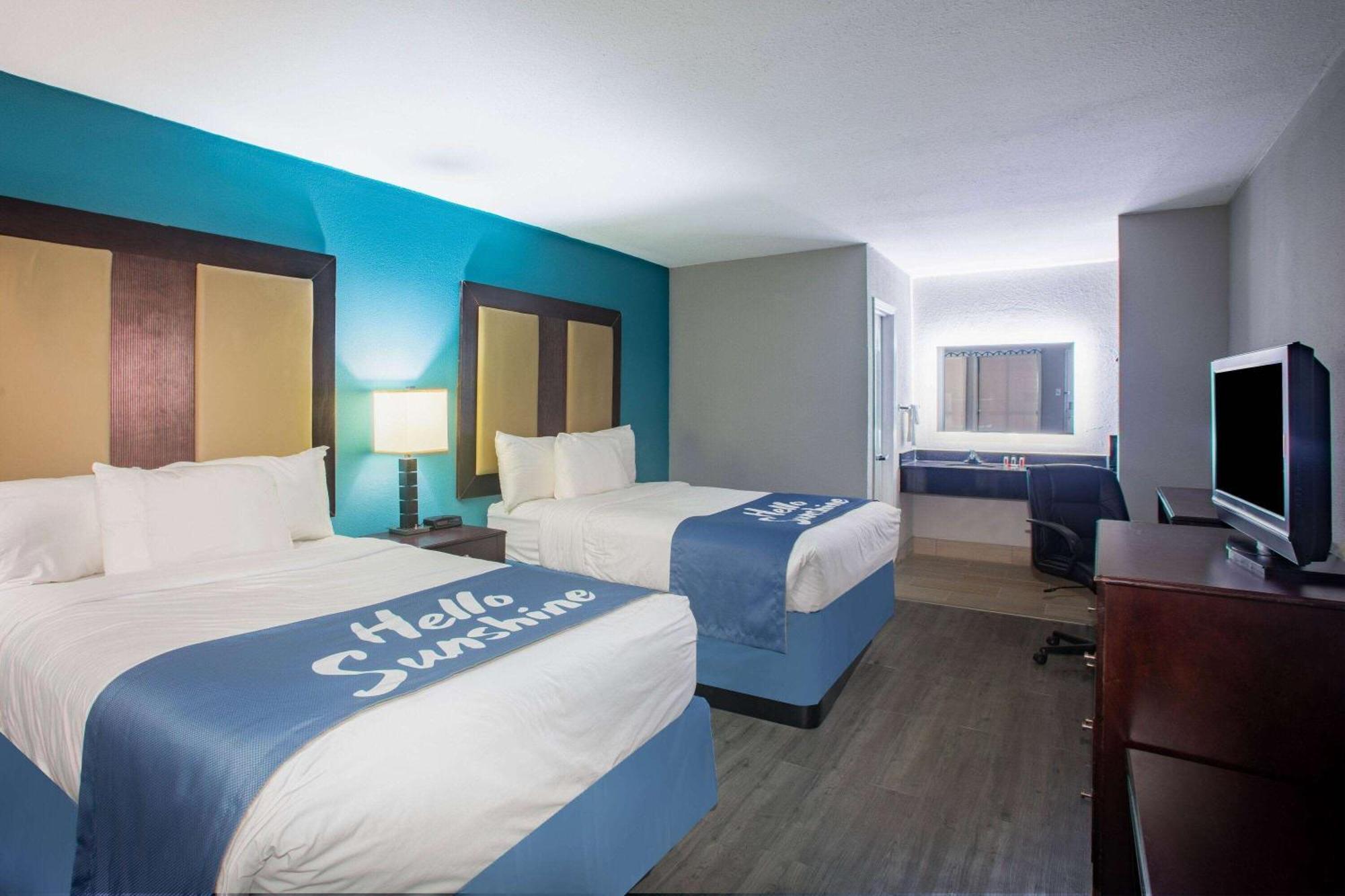 Days Inn By Wyndham Mobile I-65 Exteriér fotografie